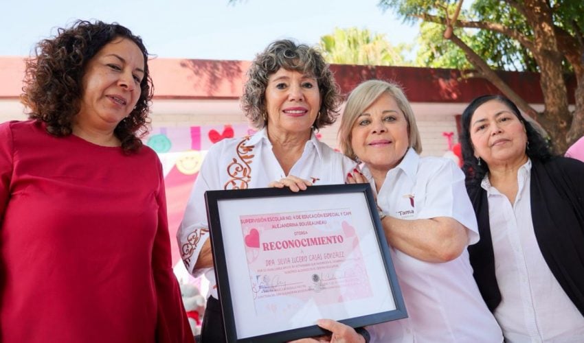 Agradecen maestros labor de SEBIEN