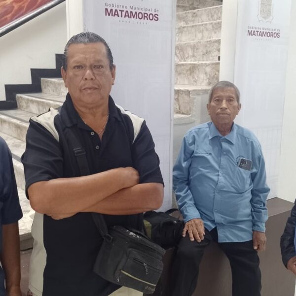 Denuncian fotógrafos presunto cobro de cuota para trabajar&hellip;